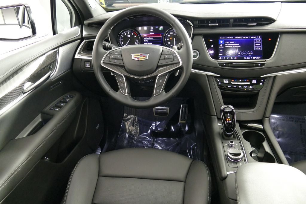 2025 Cadillac XT5 Sport