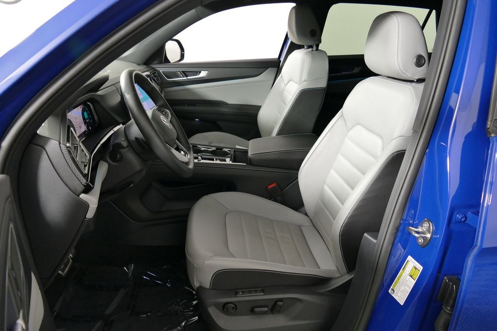 2025 Volkswagen Atlas Cross Sport 2.0T SEL R-Line Black