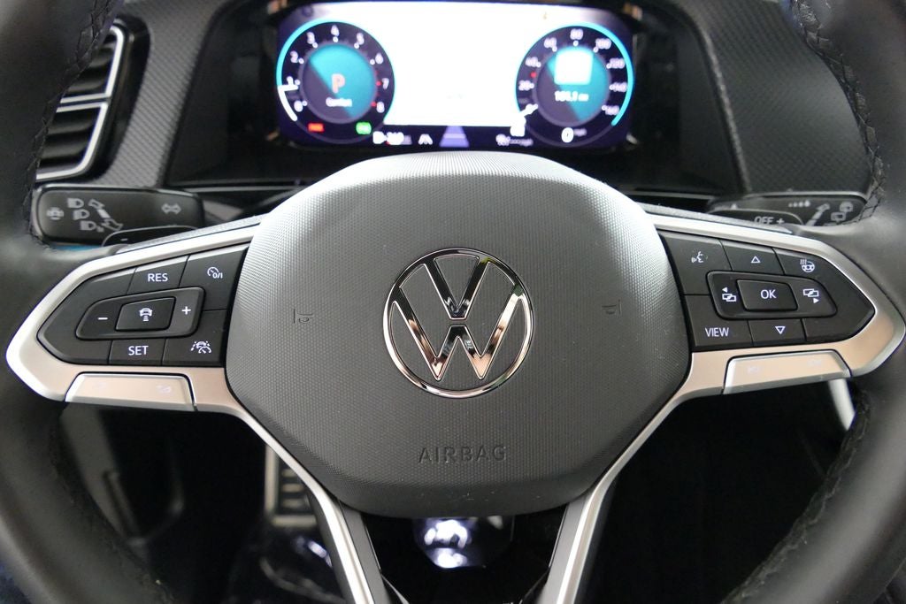 2025 Volkswagen Atlas Cross Sport 2.0T SEL R-Line Black