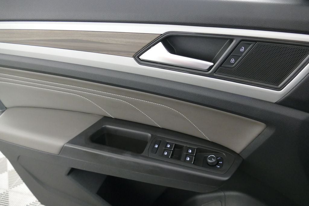 2023 Volkswagen Atlas SEL