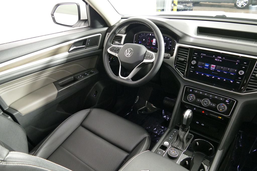 2023 Volkswagen Atlas SEL