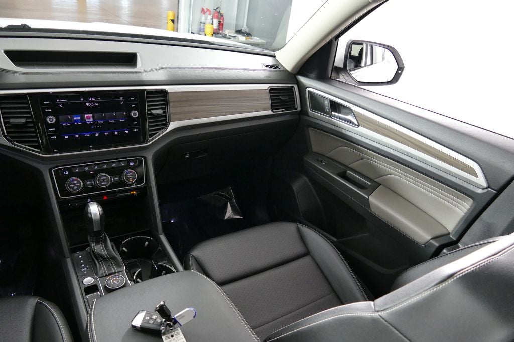 2023 Volkswagen Atlas SEL