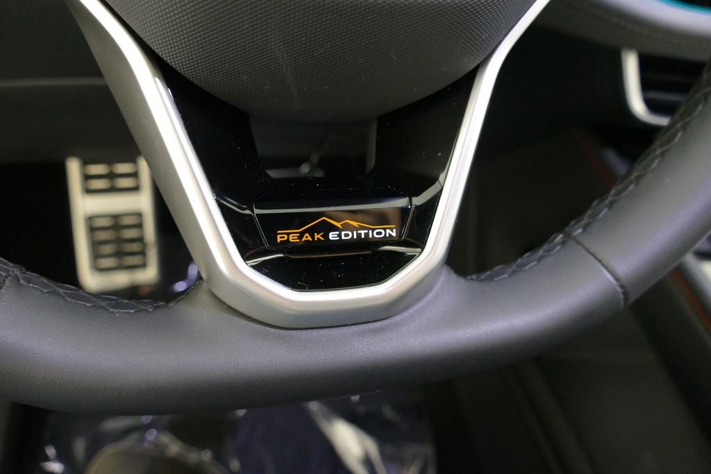 2024 Volkswagen Atlas 2.0T Peak Edition SE w/Technology