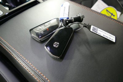 2024 Volkswagen Atlas 2.0T Peak Edition SE w/Technology