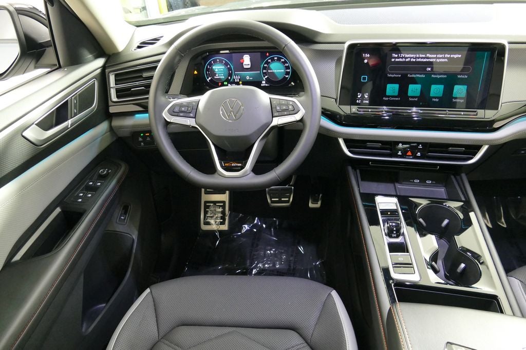2024 Volkswagen Atlas 2.0T Peak Edition SE w/Technology