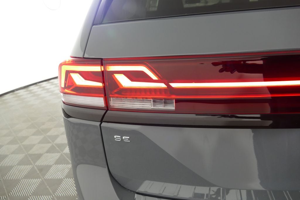 2024 Volkswagen Atlas 2.0T Peak Edition SE w/Technology