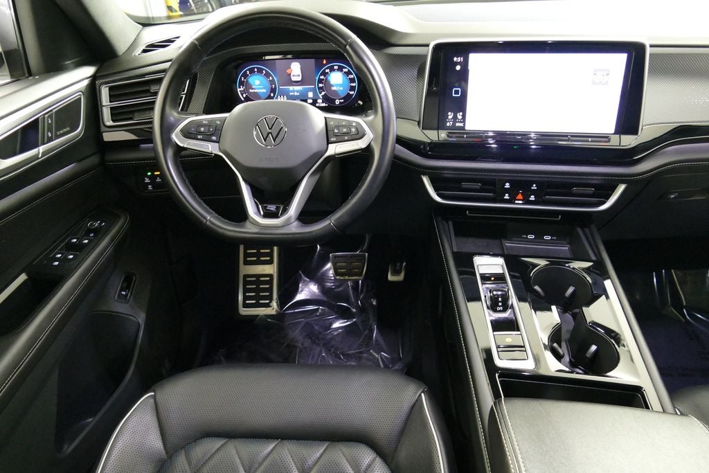 2024 Volkswagen Atlas Cross Sport 2.0T SEL Premium R-Line