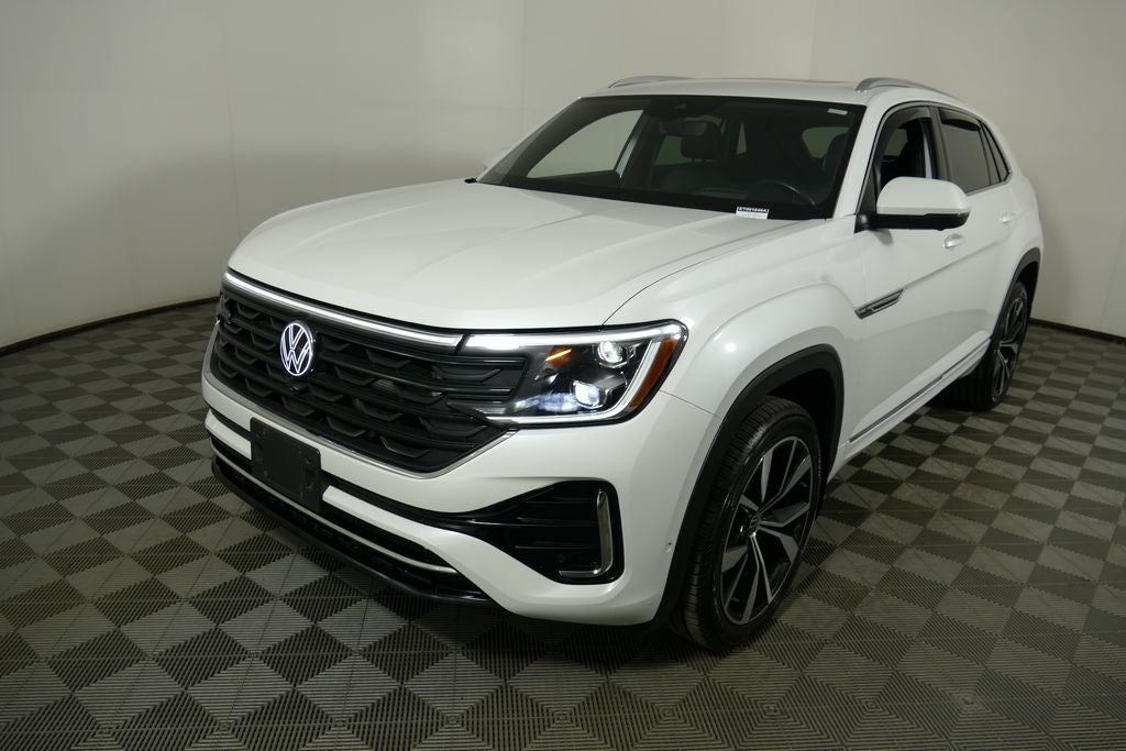 2024 Volkswagen Atlas Cross Sport 2.0T SEL Premium R-Line