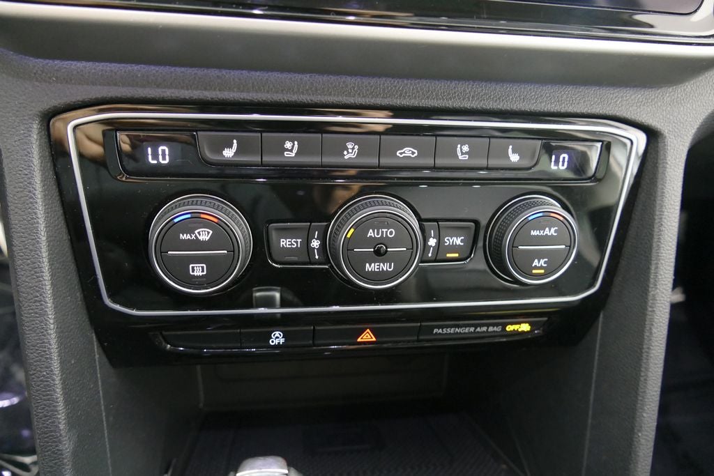 2022 Volkswagen Atlas 3.6L V6 SEL Premium R-Line