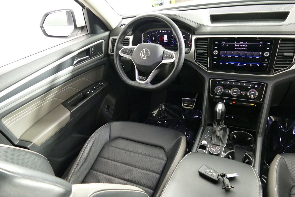 2022 Volkswagen Atlas 3.6L V6 SEL Premium R-Line
