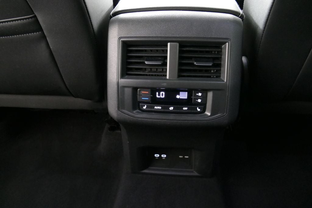 2022 Volkswagen Atlas 3.6L V6 SEL Premium R-Line