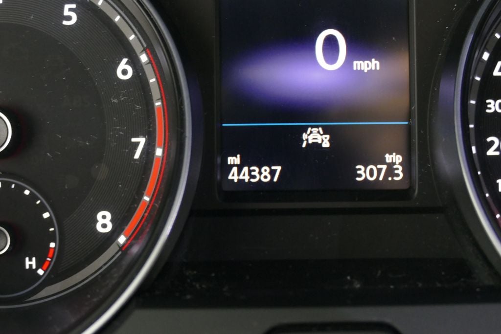 2021 Volkswagen Atlas Cross Sport 3.6L V6 SE w/Technology