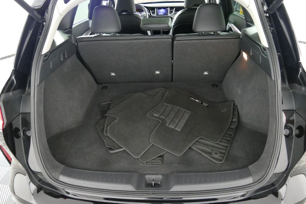2023 INFINITI QX50 LUXE
