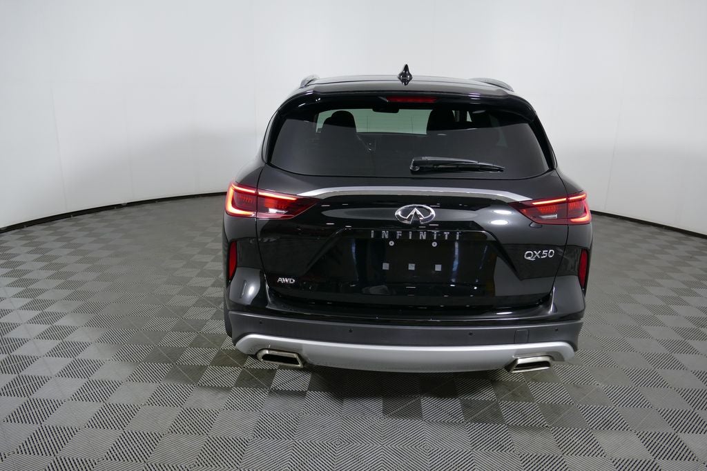 2023 INFINITI QX50 LUXE