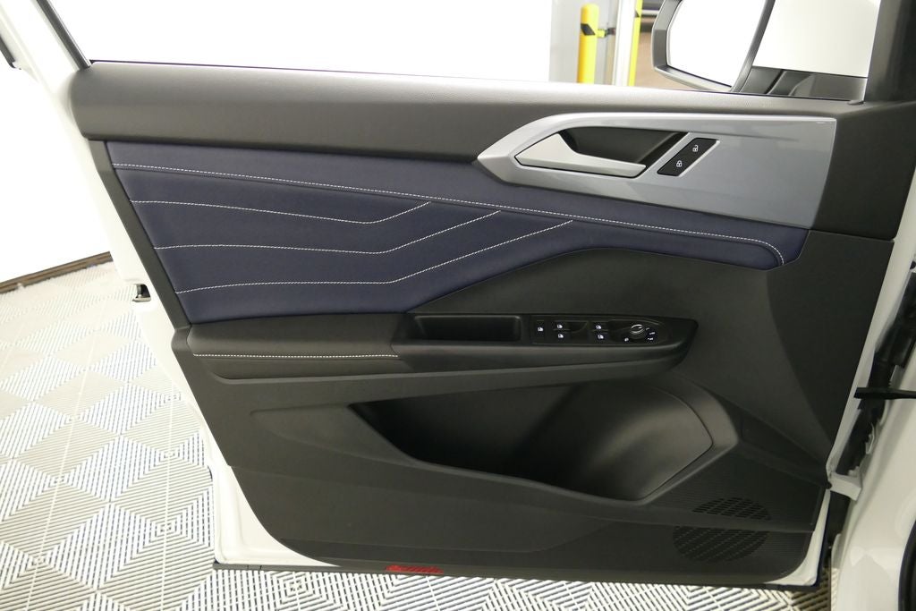 2025 Volkswagen Taos 1.5T SEL
