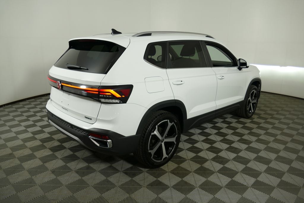 2025 Volkswagen Taos 1.5T SEL