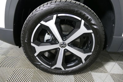 2025 Volkswagen Taos 1.5T SEL