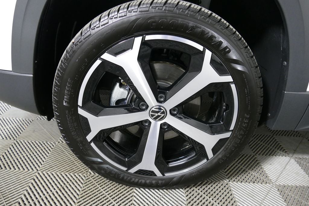 2025 Volkswagen Taos 1.5T SEL