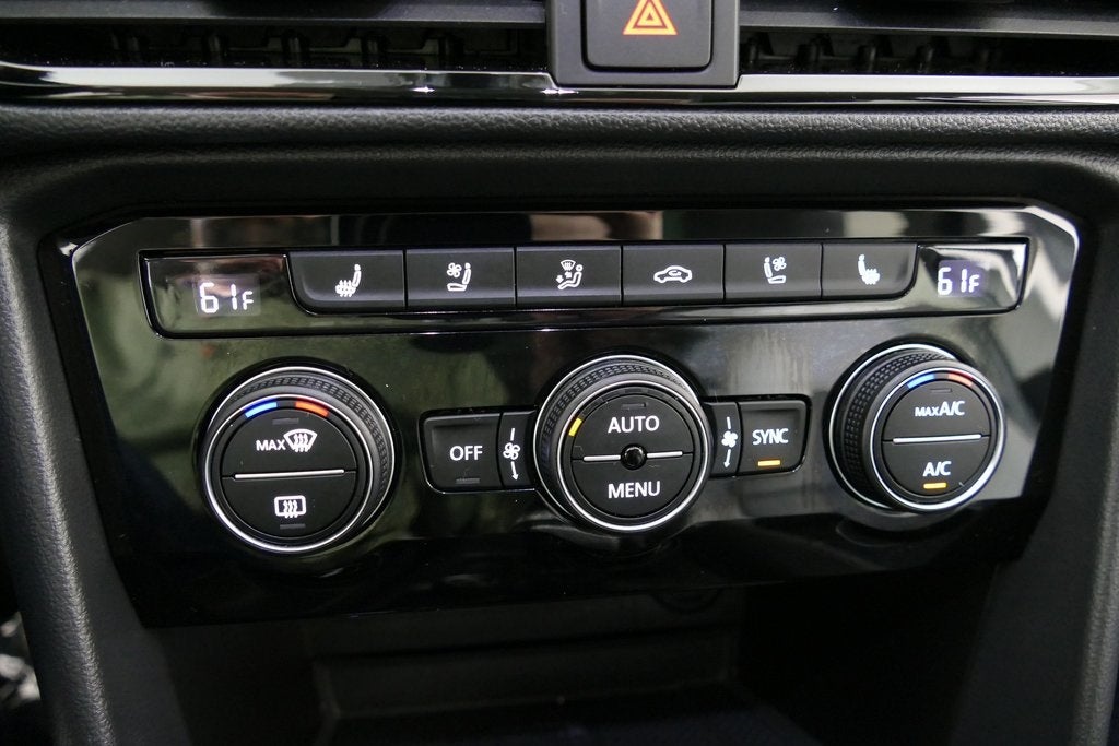 2024 Volkswagen Taos 1.5T SEL