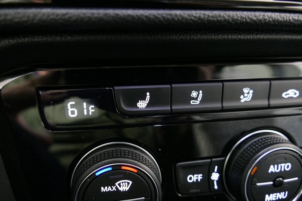 2024 Volkswagen Taos 1.5T SEL