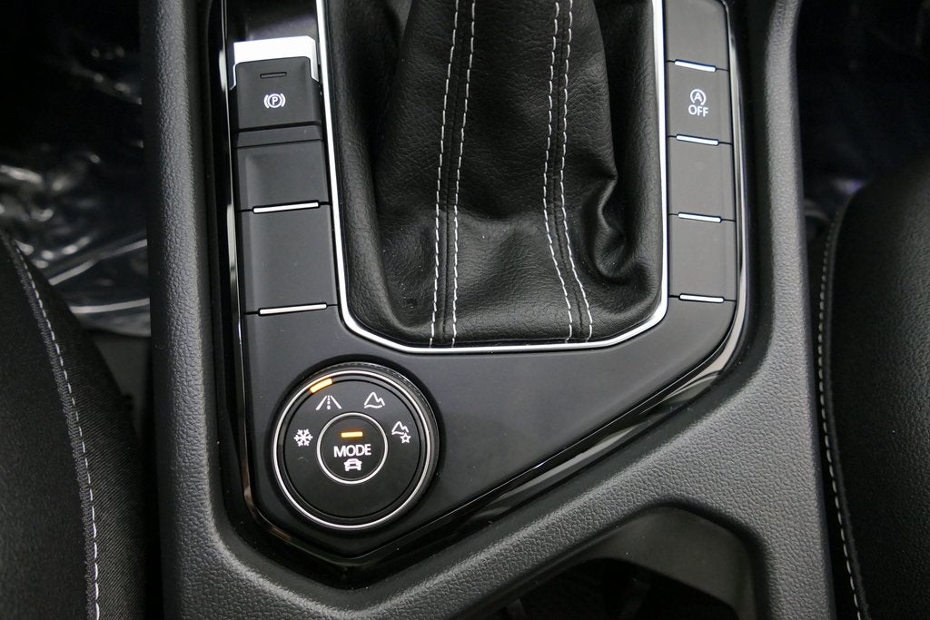 2024 Volkswagen Taos 1.5T SEL