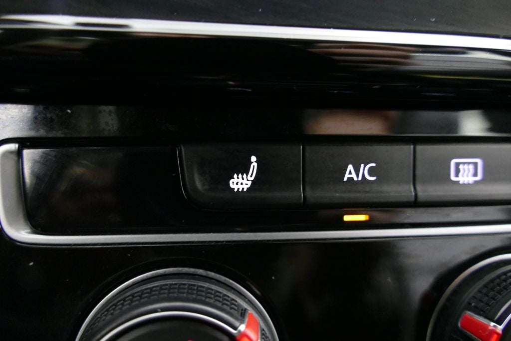 2019 Volkswagen Golf GTI Base