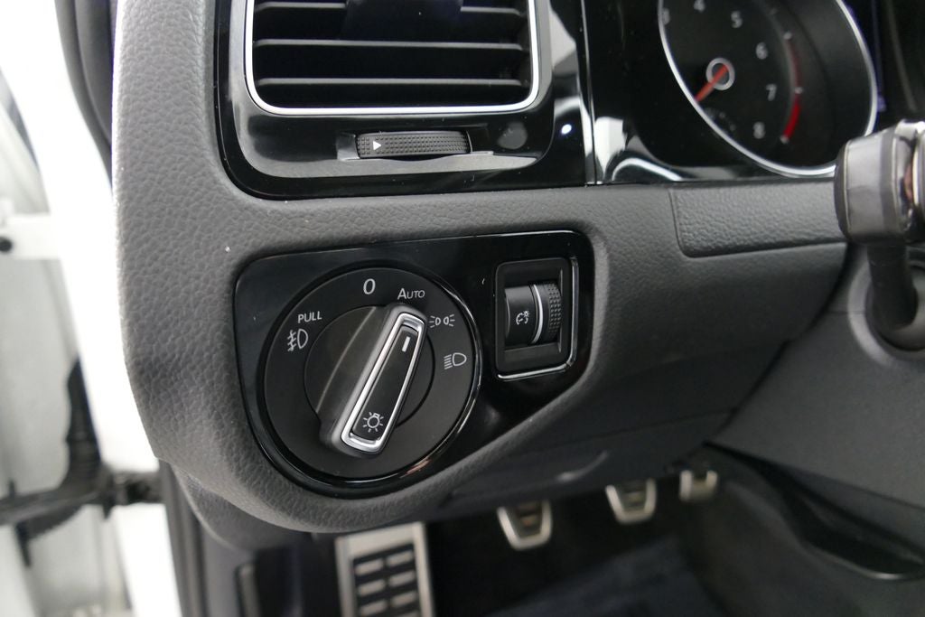 2019 Volkswagen Golf GTI Base