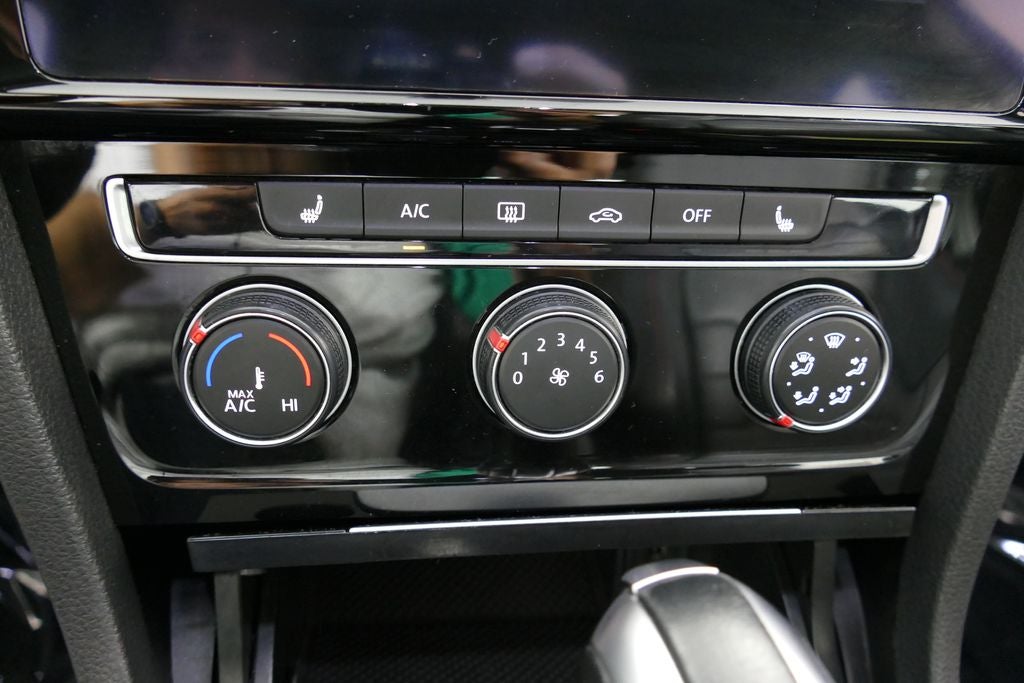 2020 Volkswagen Golf GTI 2.0T SE