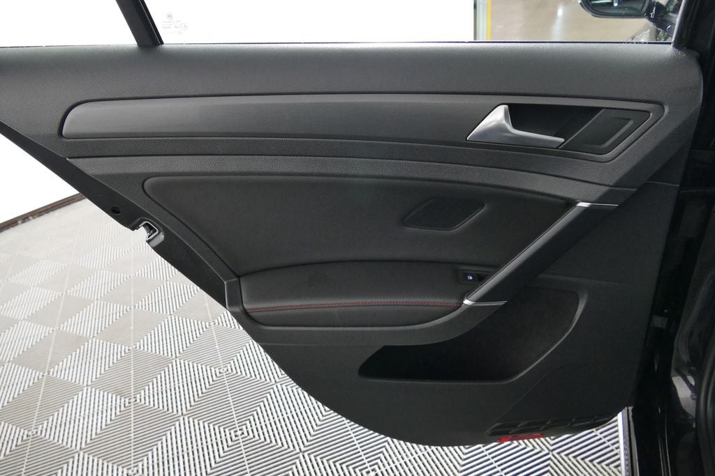 2020 Volkswagen Golf GTI 2.0T SE