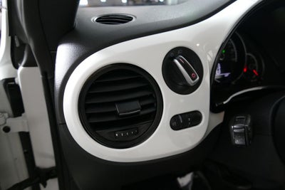 2015 Volkswagen Beetle 1.8T Classic