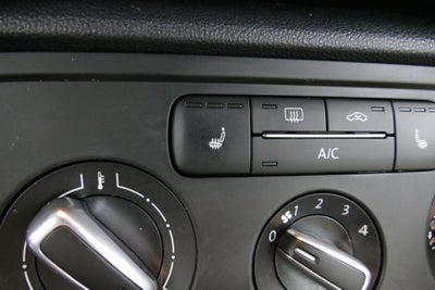 2015 Volkswagen Beetle 1.8T Classic