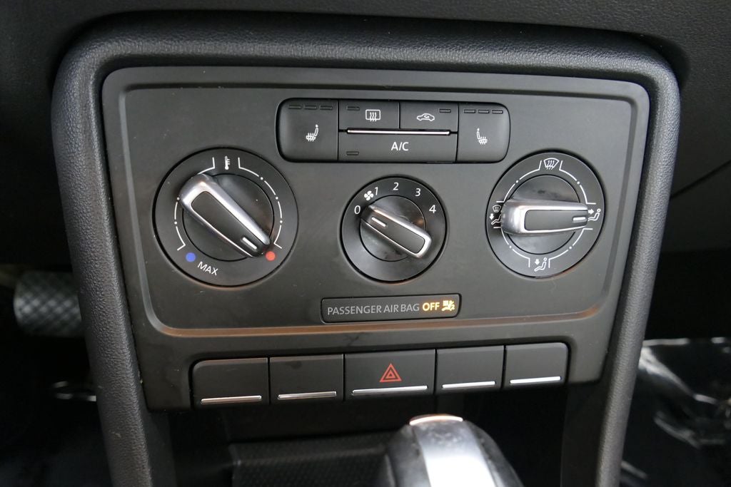 2015 Volkswagen Beetle 1.8T Classic