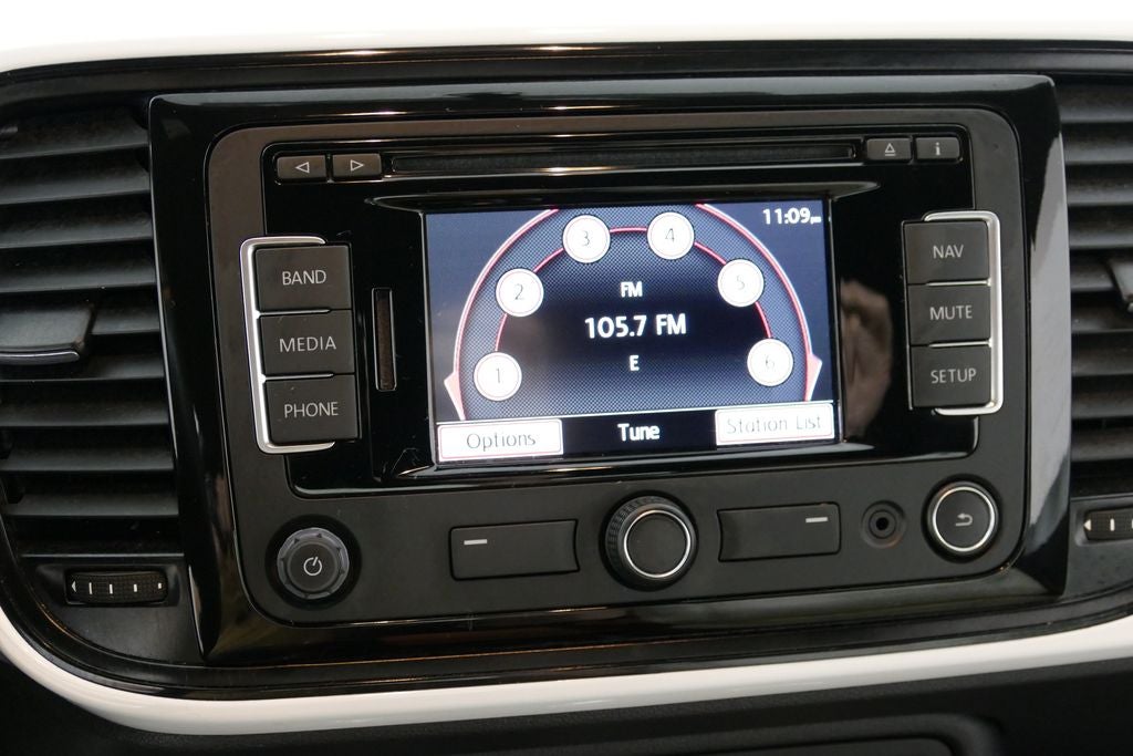 2015 Volkswagen Beetle 1.8T Classic