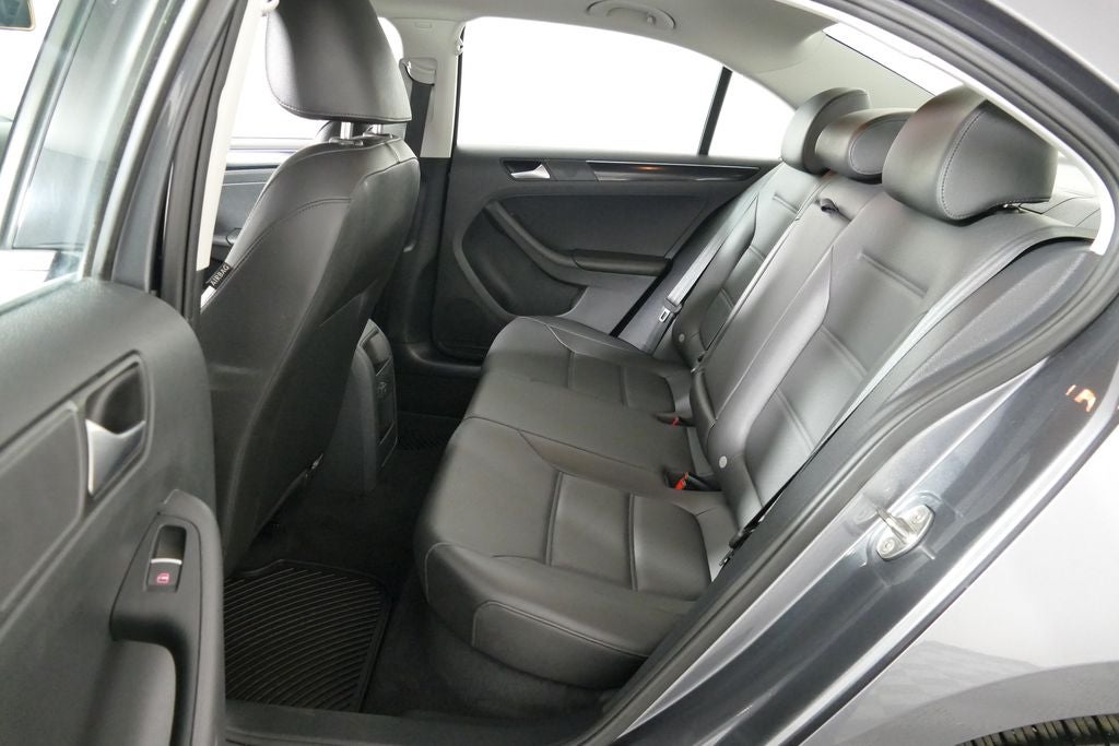 2017 Volkswagen Jetta 1.8T SEL
