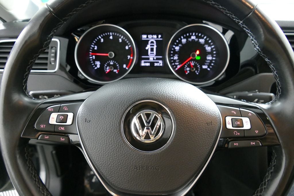 2017 Volkswagen Jetta 1.8T SEL