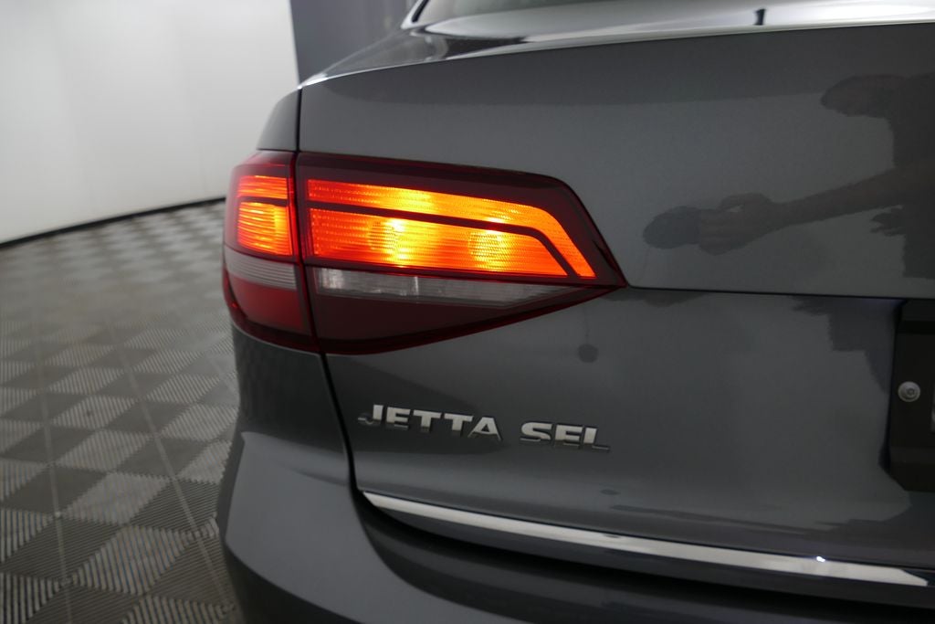 2017 Volkswagen Jetta 1.8T SEL