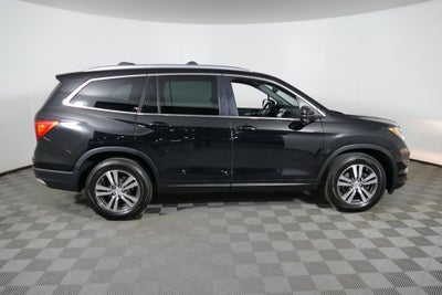 2016 Honda Pilot EX-L w/Rear Entertainment System