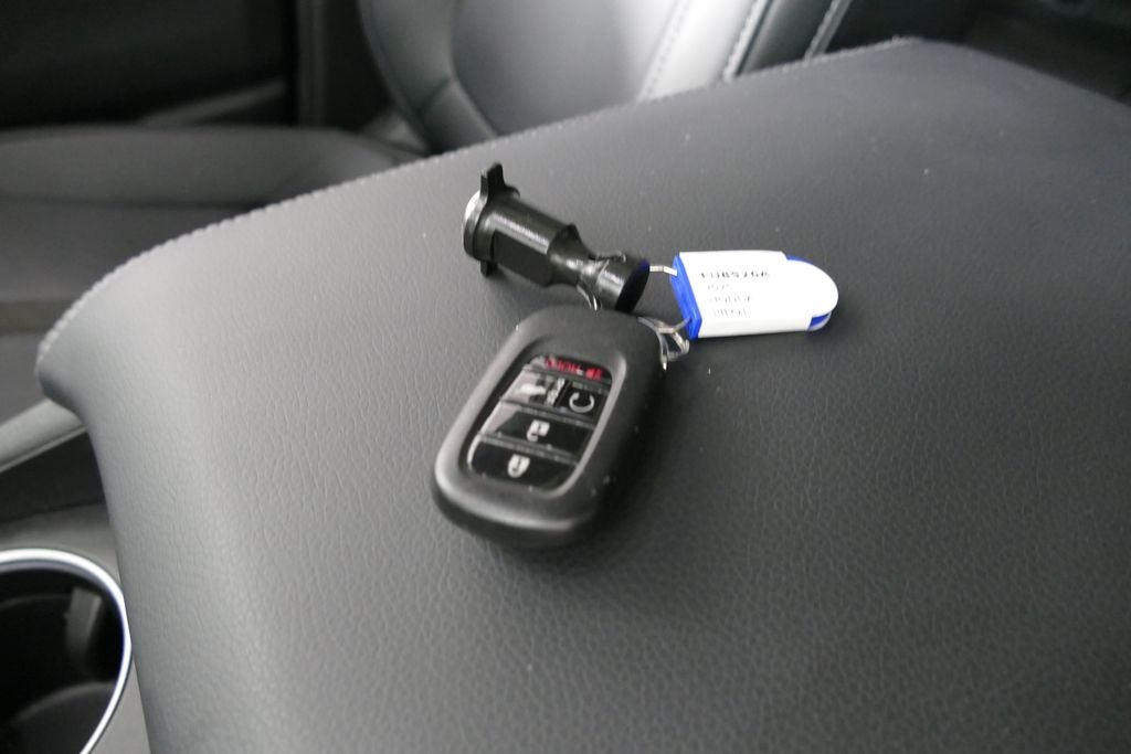 2025 Honda Pilot Base
