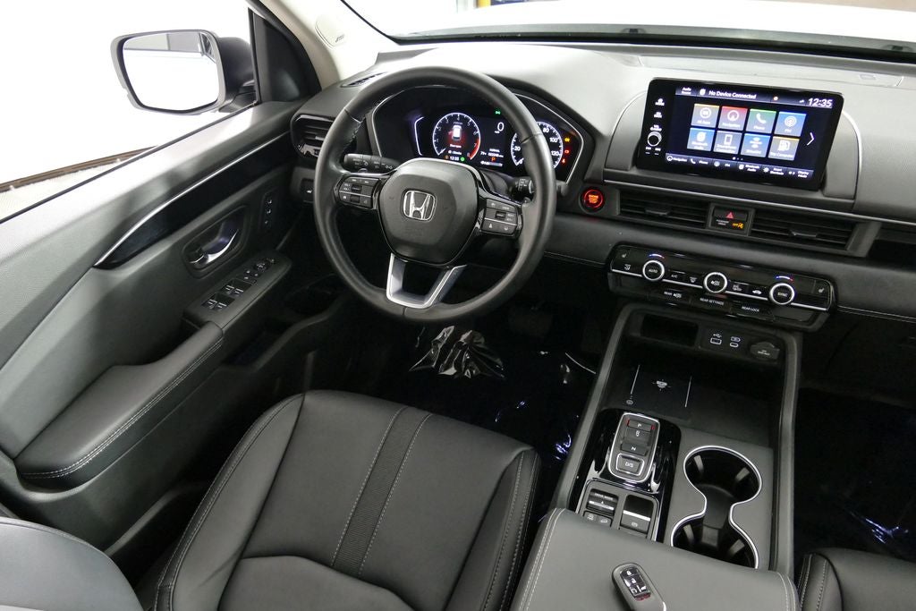 2025 Honda Pilot Base