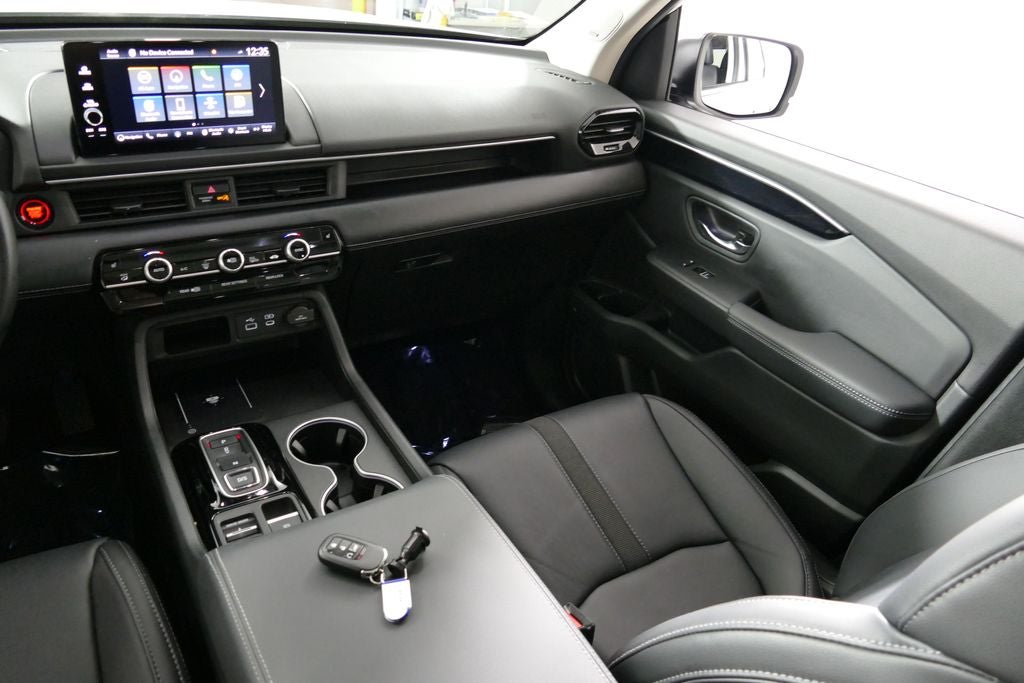 2025 Honda Pilot Base