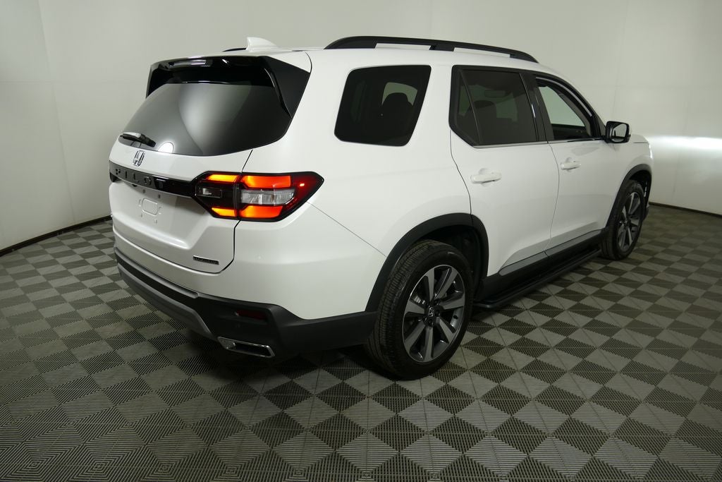 2025 Honda Pilot Base