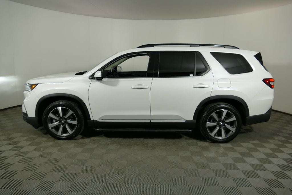 2025 Honda Pilot Base