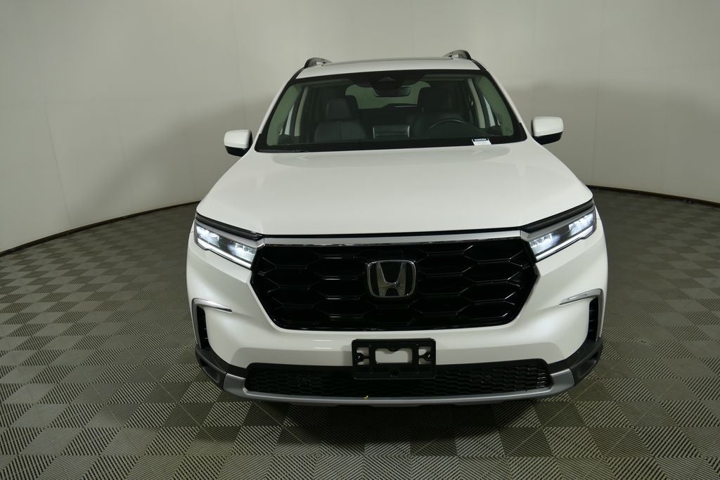 2025 Honda Pilot Base