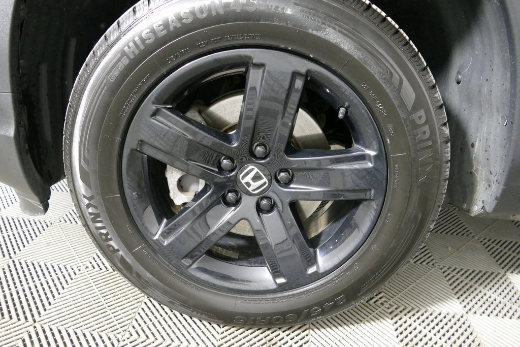 2022 Honda Ridgeline Black Edition