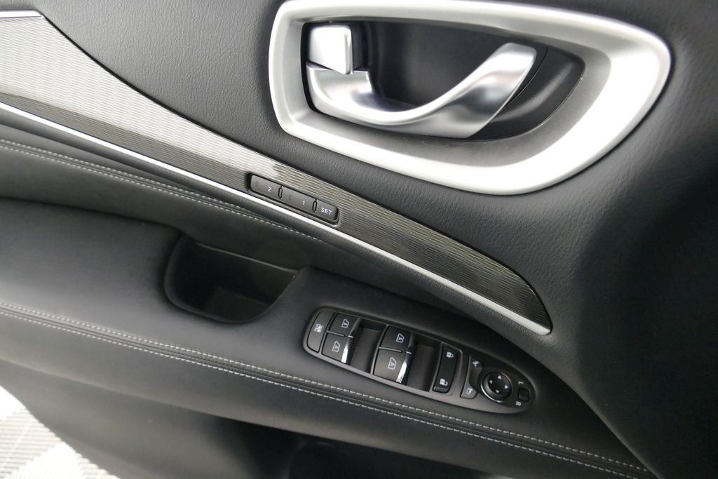 2020 INFINITI QX60 LUXE