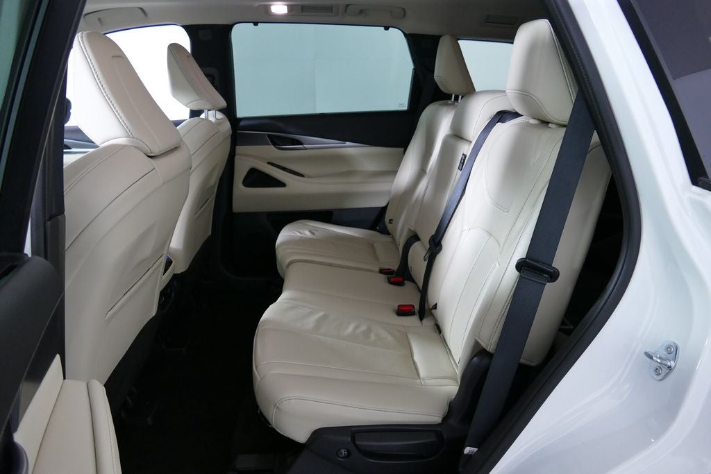 2024 INFINITI QX60 LUXE