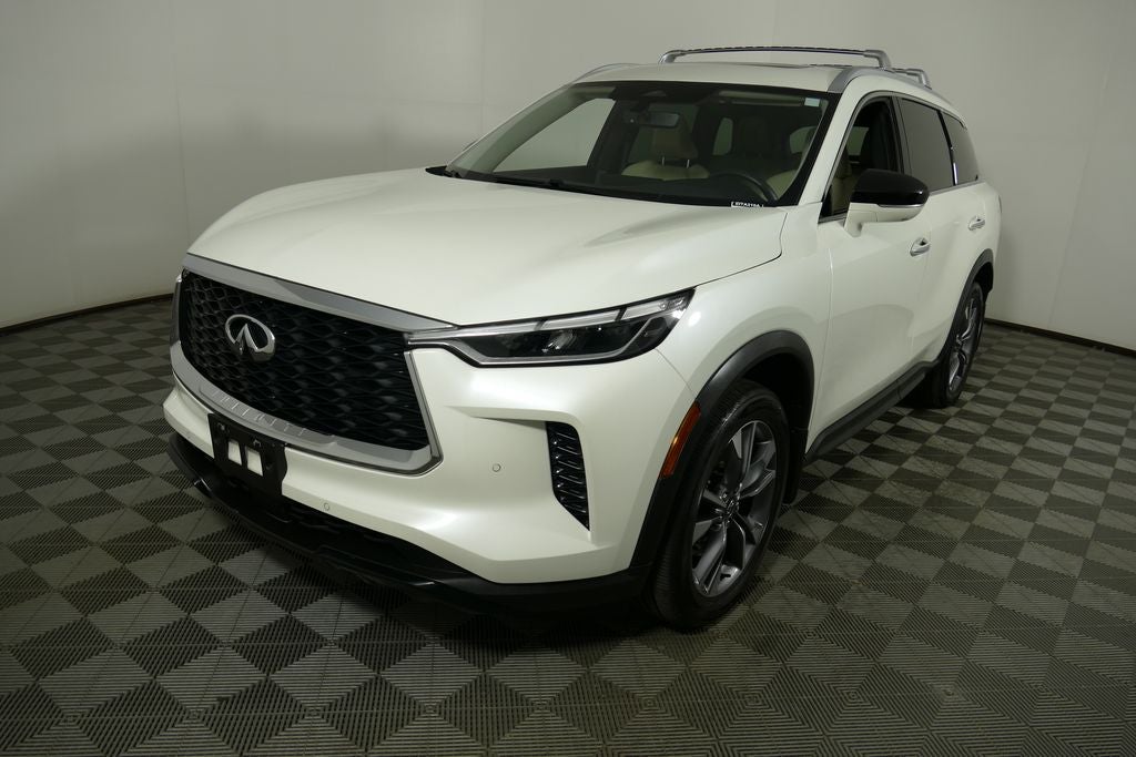 2024 INFINITI QX60 LUXE