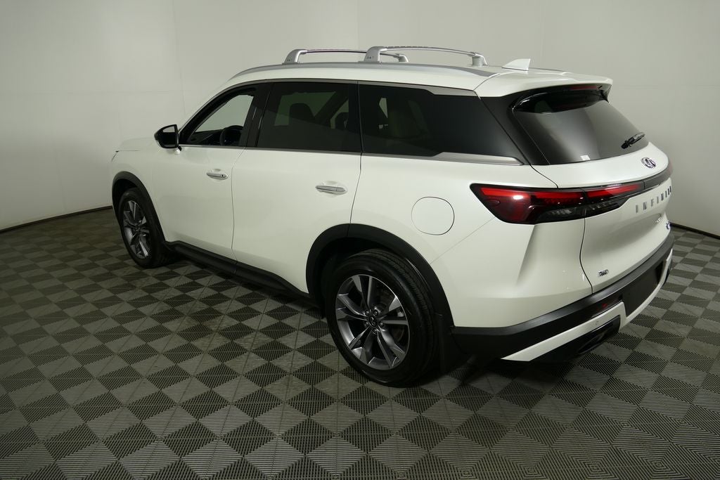 2024 INFINITI QX60 LUXE