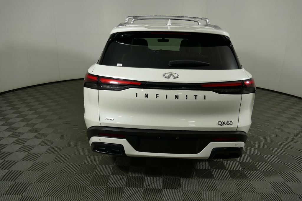 2024 INFINITI QX60 LUXE