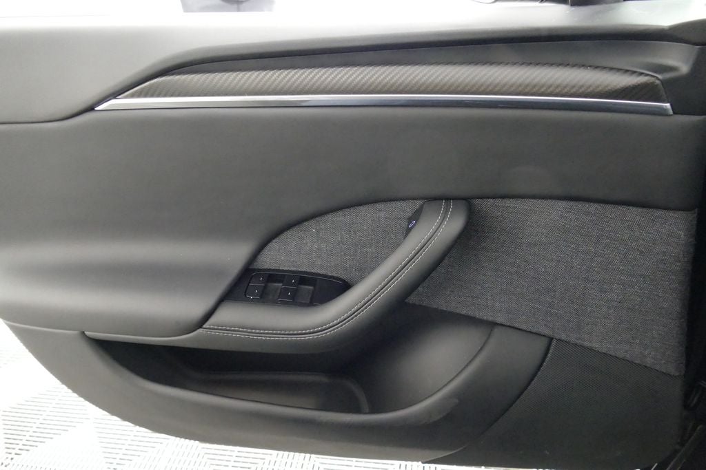 2023 Tesla Model S Plaid